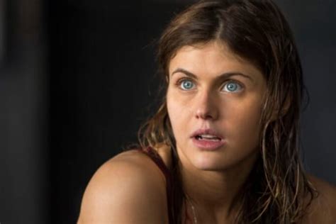 alexandra daddario strip|Alexandra Daddario Posed In The Nude On IG, And Fans Went。